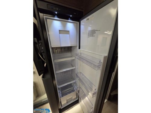 Adria Coral Supreme MB 670 DL *AUTOMAAT 170pk* Levelsysteem Foto: 22