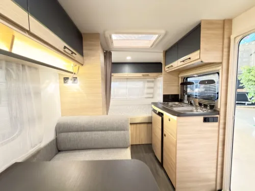 Sterckeman Easy Comfort 390 CP +mover+screen door+1200kg photo: 8