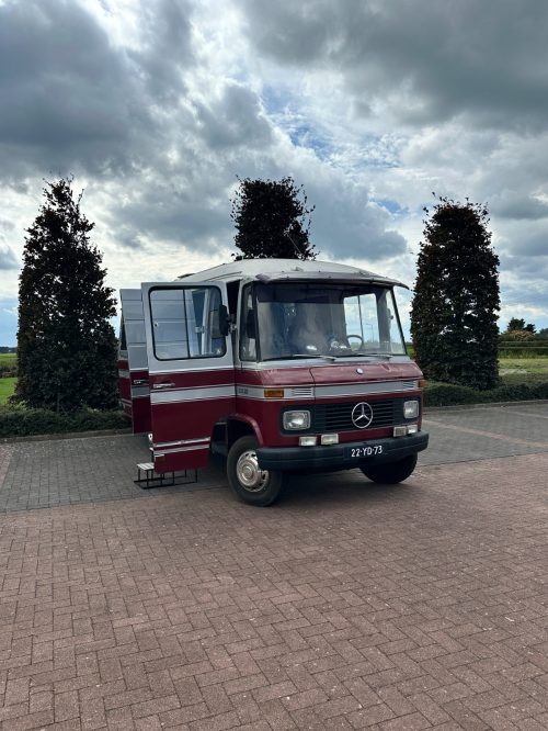 MERCEDES-BENZ Mercedes Benz L 406 D  ***74.134km*** Foto: 24