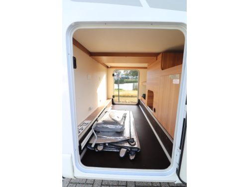 Weinsberg CaraLoft 700 MEH Camas Individuales foto: 6
