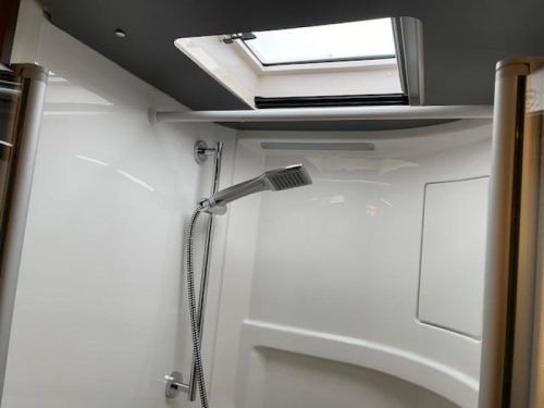 Hymer B ML I 780 Automatic - Levelsyst photo: 9