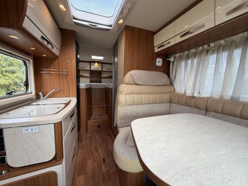 Hymer Exsis-T 578 EXP LEVELSYSTEEM Foto: 9