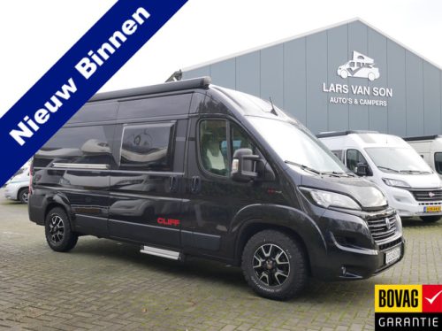 Sunlight Cliff 600 XV, Camper van de 6 metros, Cama transversal foto: 0