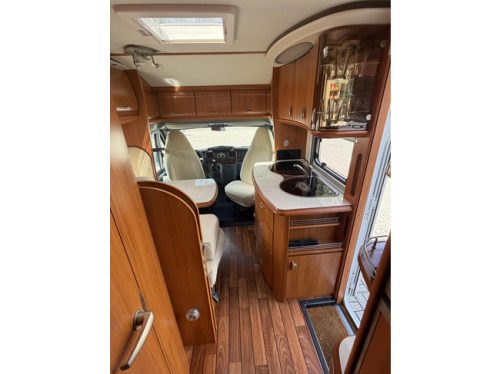 Hobby T 600 GFS Querbett Solarmodul Einzigartiger Zustand 24501KM!!! Foto: 13