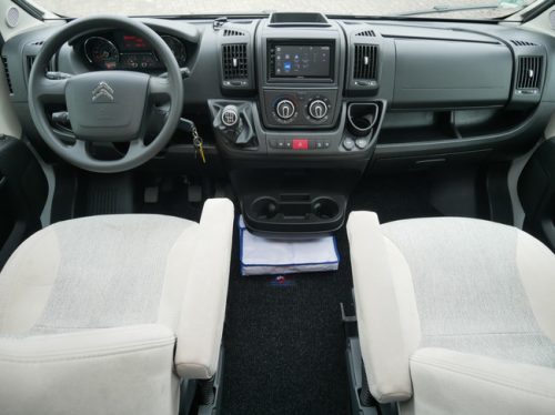 Carado V337, Single beds, 900 kilo payload, XL Garage photo: 3