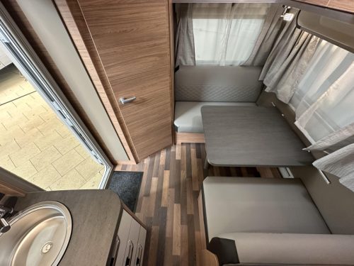 Weinsberg CaraOne Edition HOT 390 QD Vorzelt | Ex-Vermietung Foto: 10