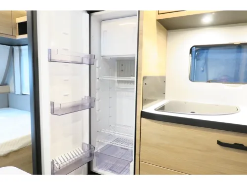 Weinsberg CaraOne Edition HOT 480 QDK Etagenbett Festbett Sitzgruppe Foto: 9
