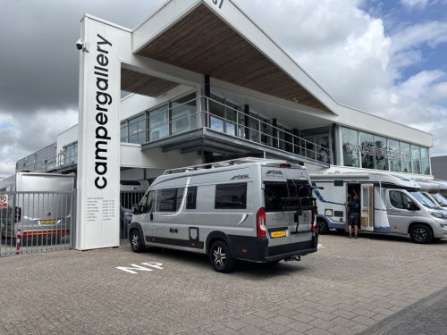 P&ouml;ssl Roadcruiser SINGLE BEDS 9-SPEED AUTOMATIC TOW HITCH photo: 16