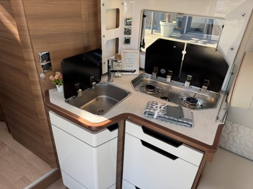 Rapido 666 F Automatic Single beds photo: 16