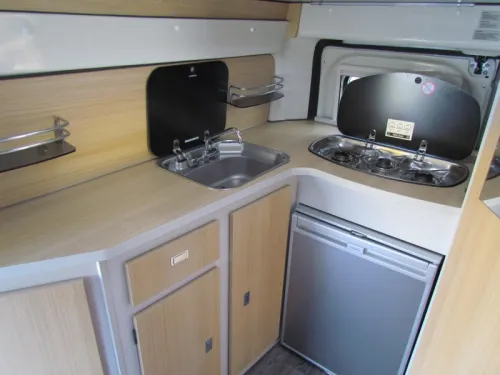Karmann Dexter 550 4 berths, Pop-top roof  photo: 4