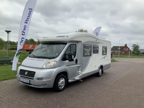Chausson Allegro 96 &ndash; single beds low, toilet and shower room at the back, very neat camper year 2009 Camper centrum On The Road