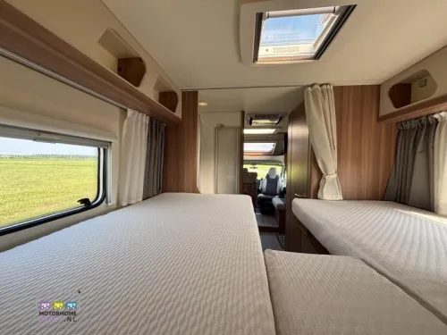 Weinsberg CaraLoft 700 MEG Foto: 6