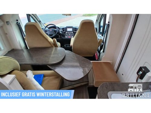 B&uuml;rstner Brevio T-646 .. unique off-grid Motorhome photo: 12