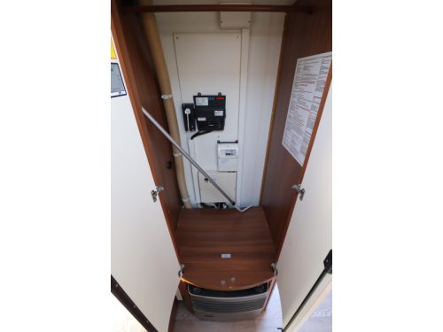 Hobby Excellent 460 UFE Rangierhilfe / Thule Markise Foto: 17