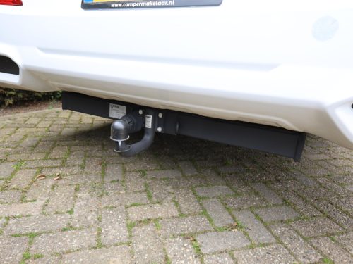 Knaus Sky TI 650 MEG single beds | towbar photo: 14