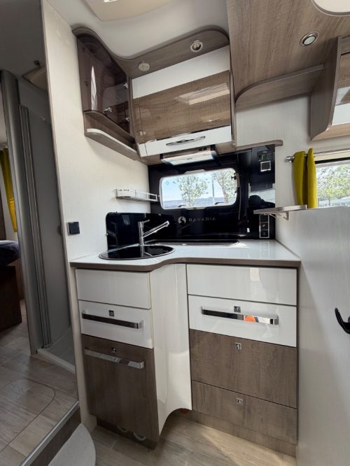 BAVARIA T746C photo: 24