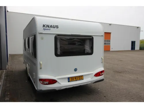 Knaus Sport 450 FU Rondzit, Voortent,  foto: 3