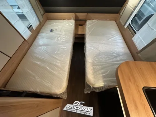 Knaus Sport 460 EU SINGLE BED UNDERFLOOR HEATING photo: 9