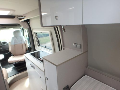 B&uuml;rstner Delfin C 621 FOR RENT &euro; 100.00 PER DAY photo: 18