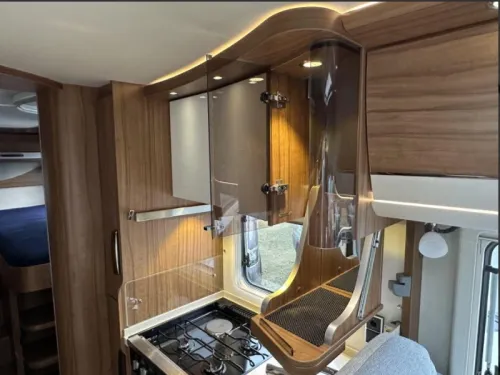 Hymer B 704 PL 3.0 M-JET 180 PK AUTOMAAT  photo: 8
