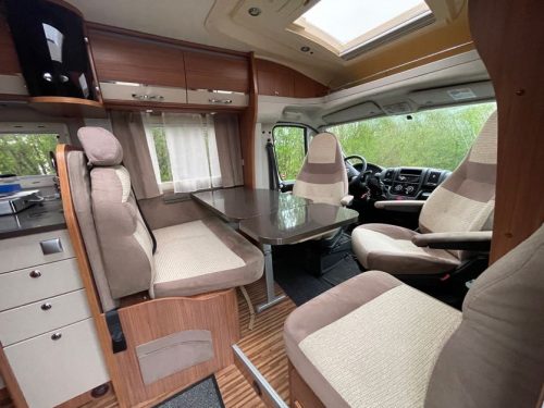 ADRIA CORAL S 670 SL Foto: 10