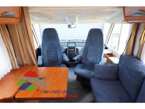 Hymer B 584 Solar panel/Roof air conditioning photo: 2