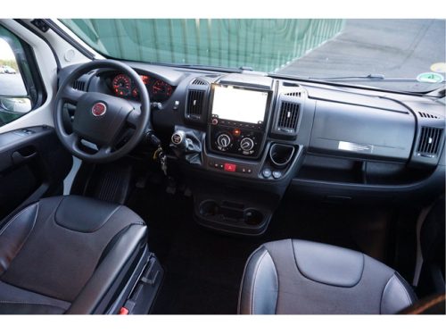 mooveo 60EB Prestige 140pk + Einzelbetten/ Lithium/ LPG/ TV/ Anh&auml;ngerkupplung/ Wechselrichter/ Garantie! Foto: 14