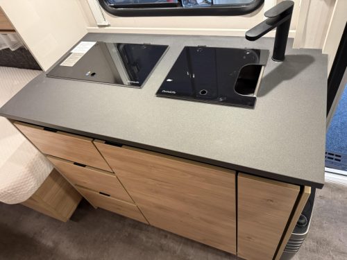 Dethleffs Camper 460 EL 2 BETTEN SITZGR EX VERMIETUNG Foto: 8