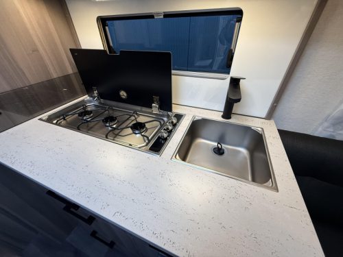 Kabe Estate 560 GLE Neu eingetroffen! Foto: 6