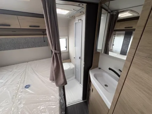 Weinsberg CaraCompact Pepper 600 MF Automatik / Combi E Foto: 9