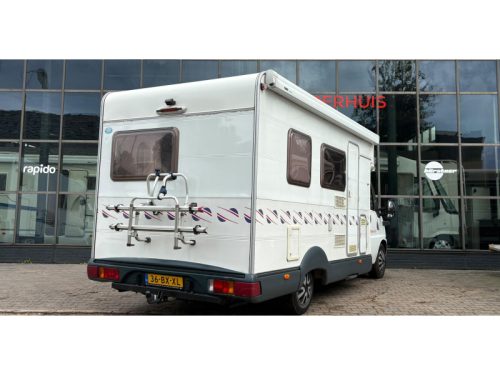CI Carioca 15 P FaceToFace,Fixed bed,Awning photo: 3
