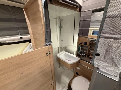Knaus Tourer CUVision 500 MQ Automatik | Ex-Mietfahrzeug Foto: 14