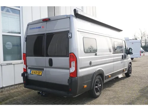 Eura Mobil Van 635 HB Techo elevable - cama elevable el&eacute;ctrica 1er prop. foto: 5