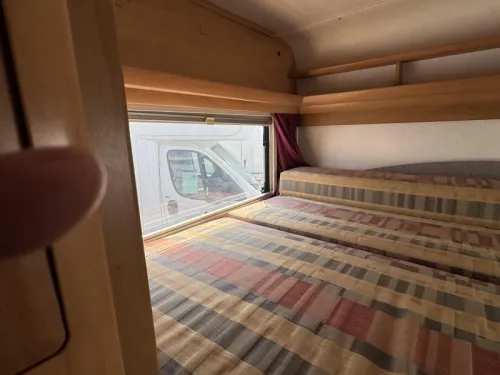 Hymer Camp 644 G 6 pers LARGE GARAGE 128hp photo: 13