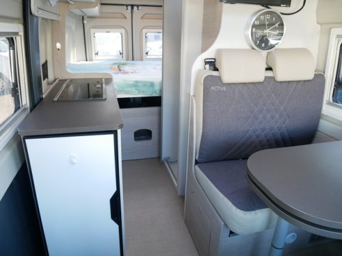 B&uuml;rstner Campeo C640 Active, 6.40 Meter Van conversion, Single beds!! photo: 11