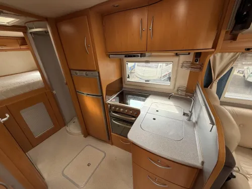 Frankia Luxury Class 840 GD HEFBED VASTBED (TOPSTAAT) Foto: 8