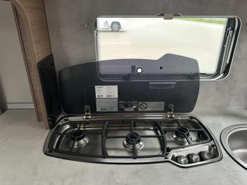Knaus Sport 500 EU awning / bike rack photo: 7