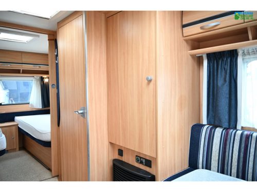 Dethleffs Camper 510V photo: 8