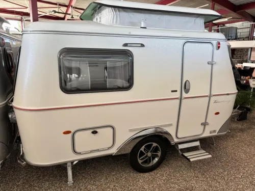 Eriba Touring 310 Legend Ventura Carrarawit Foto: 1