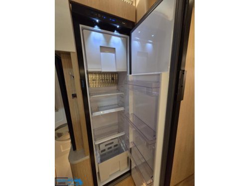 Hymer BMC-I 680 *170hp Automatic* Leveling System* Fully loaded options photo: 18
