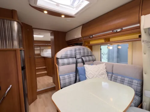 Rapido 666 F Single beds -1st owner photo: 9