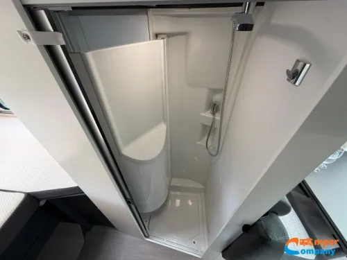 Adria Twin Supreme 640 SLB Lengte bedden | Automaat  foto: 15