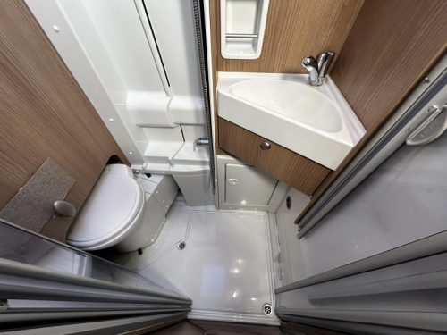 Malibu Van 600 Automaat/2021/Euro-6/6.0M  foto: 12