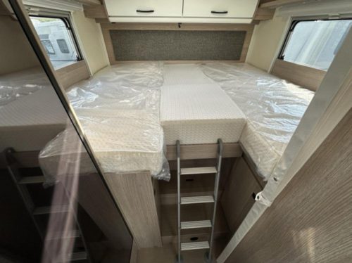 B&uuml;rstner Lyseo Time T Skyline 690 G 2 APARTE BEDDEN-AUTOMAAT foto: 17