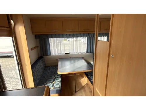 Adria Altea 461 DB 2x Sitzbereich Etagenbett Toilette Foto: 1