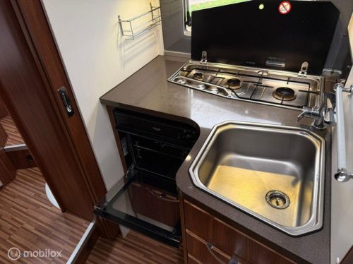Adria MATRIX M 670 SC photo: 11