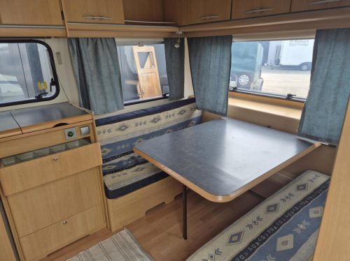 Adria ALTEA 502DT 3 berths triple bunk bed & awning 1st owner photo: 6