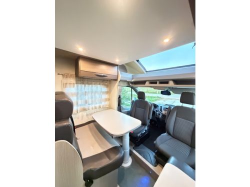 Chausson 616 5 SITZPL&Auml;TZE / STOCKBETT / HUBBETT / FAHRRADTR&Auml;GER / KAMERA / XXL K&Uuml;HLSCHRANK + GEFRIERFACH / TV / SICHERHEITSSCHLOSS / 155PS Foto: 15