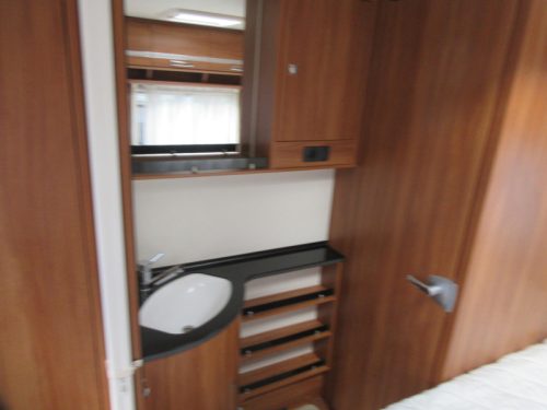 Dethleffs Nomad 450 DB WITH DOREMA PANORAMA AWNING photo: 11