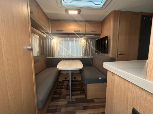 Knaus Sport 420 QD photo: 3